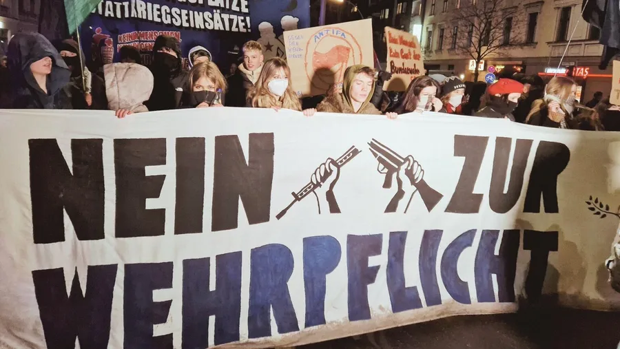 Allemagne - Grèves scolaires contre le service militaire oblgatoire